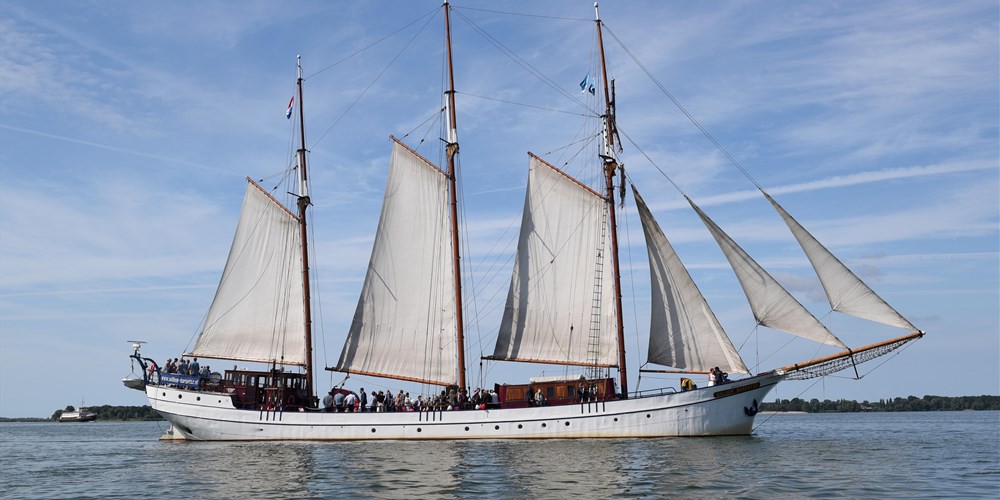 Veerdienst Enkhuizen - Urk op zeilschip Willem Barentsz | NAUPAR