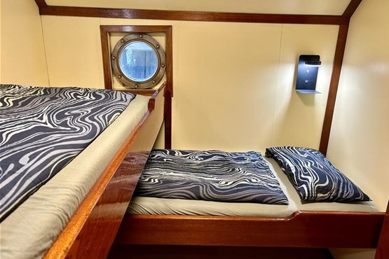 Schip Admiraal van Kinsbergen hut