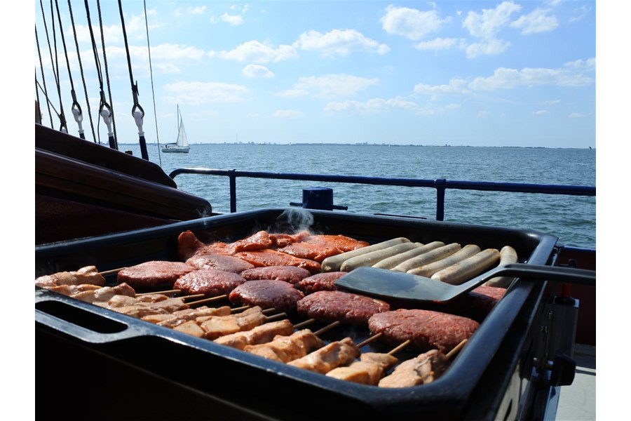 Detailafbeelding van Barbecue cruise