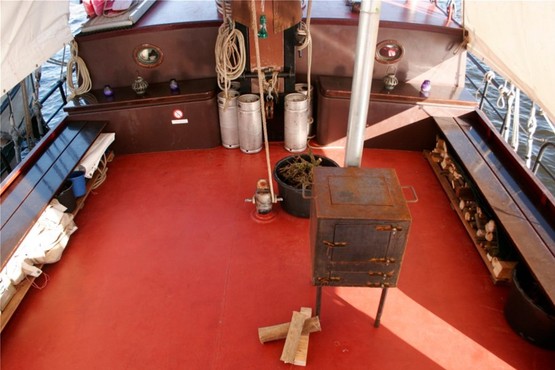 Schip Pouwel Jonas dek