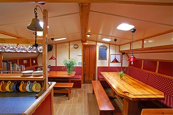 Schip Albatros salon