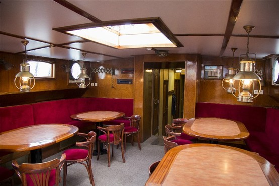 Schip Sterrenwind salon