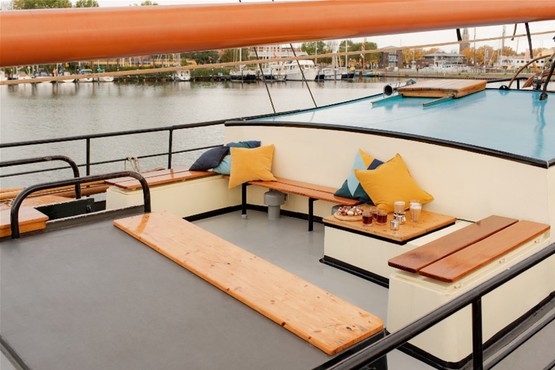 Schip Zorg met Vlijt dek