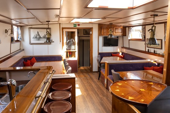 Schip Linde 06 Salon